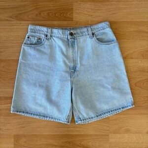 Levi’s Mom Denim Shorts / Jorts